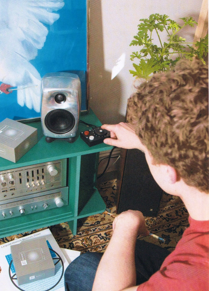 NTS Radio Player listening
