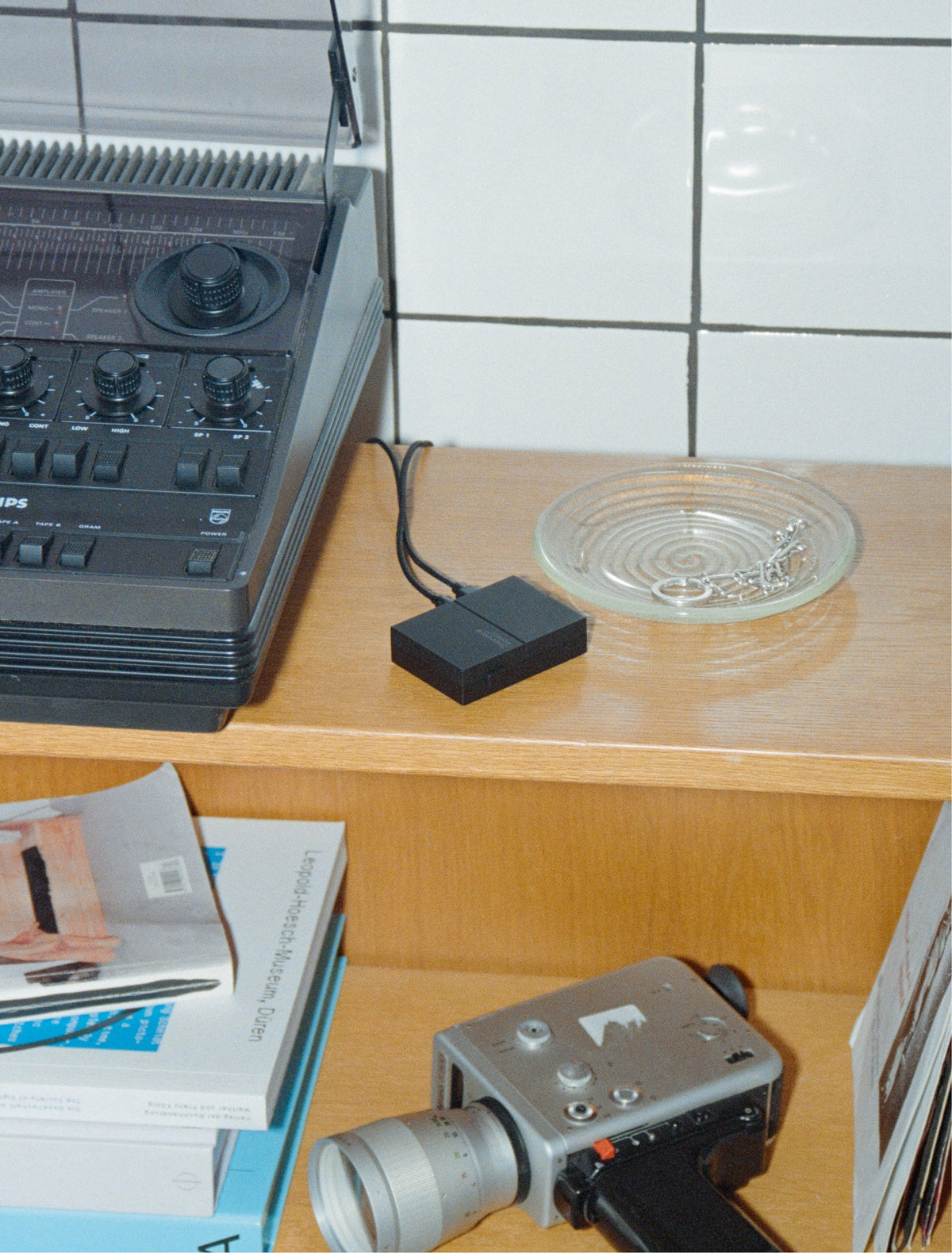 Streamplayer on a shelf next to a tape deck